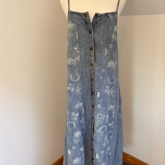 Free People EUC versatile denim maxi dress - Picture 4 of 8